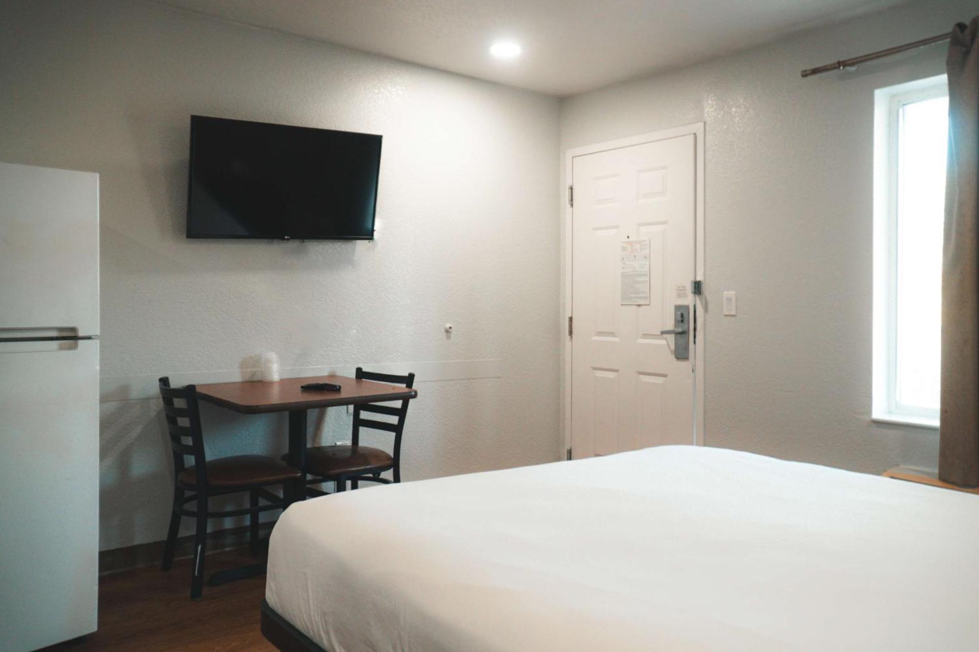 6 Rancho Cordova, Ca Hotel 2*